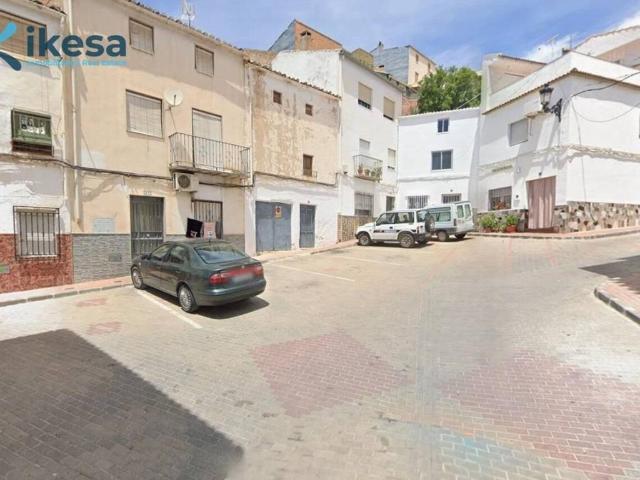 Casa en Venta en Huelma