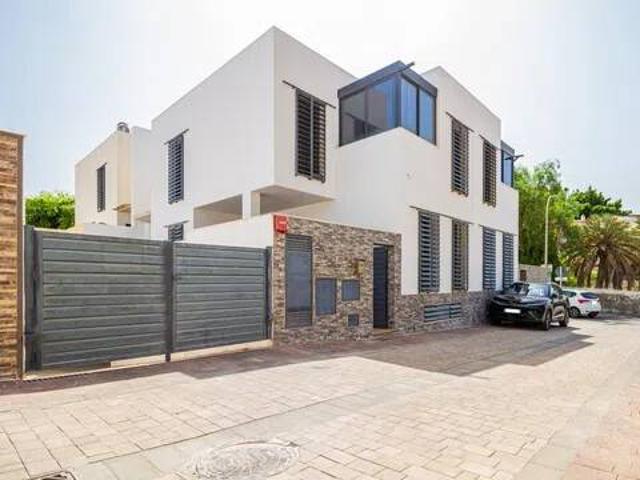 Casa en Venta en Huércal de Almería