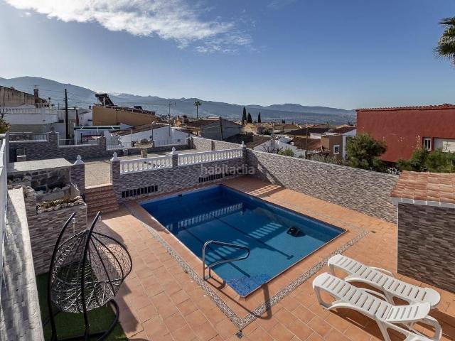 Casa en venta en Huétor Vega. Gran Propiedad en Los Rebites. Casas Huétor.