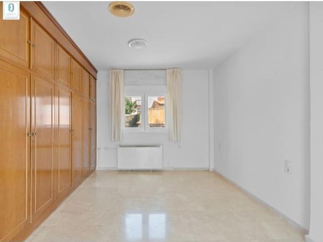 Casa en Venta en Huétor Vega, Granada