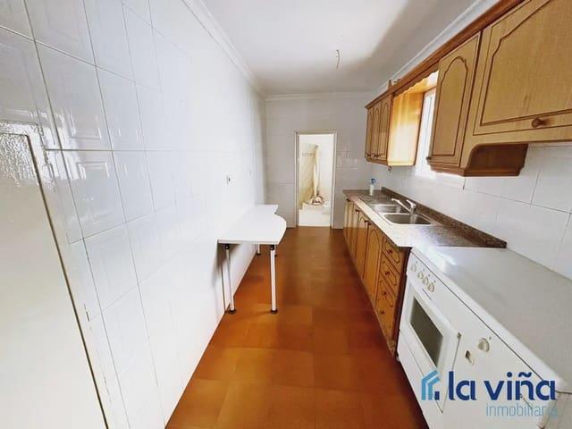 Casa en venta en Humilladero, Málaga