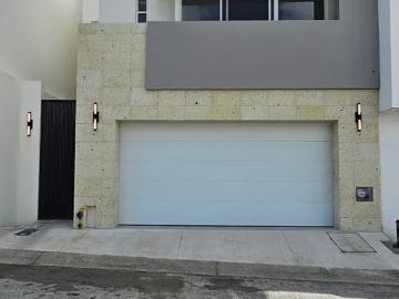 Casa en venta en Hacienda Agua Caliente, Tijuana, Baja California