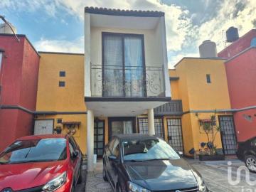 Casa en Venta en Hacienda Cuautitlán, Cuautitlán, Edo. de México
