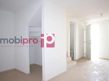 CASA EN VENTA EN HACIENDA DEL BOSQUE TECAMAC