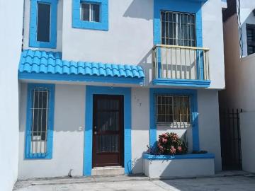 Casa en venta en Hacienda del Roble, San Nicolás de los Garza, Nuevo León