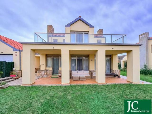 Casa en Venta en Hazas de Cesto