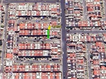 Casa en venta de 3 pisos en Héroes Tecamac, Bosques sup.52.50 m2 *SE ACEPTA CRÉDITO INFONAVIT