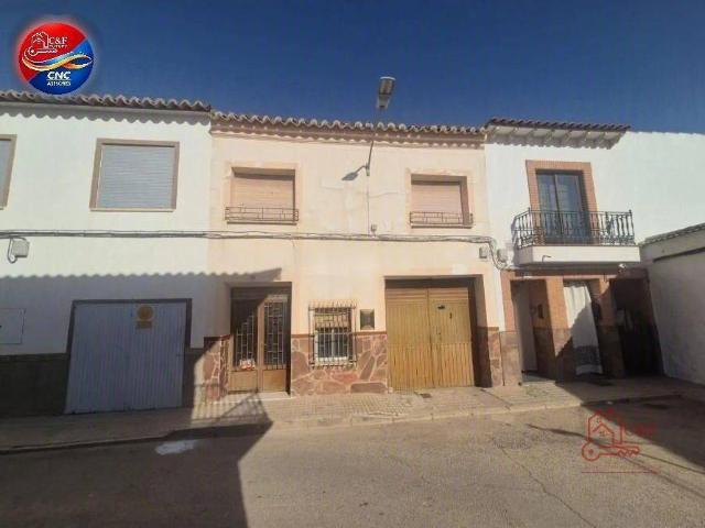 Casa en Venta en Herencia