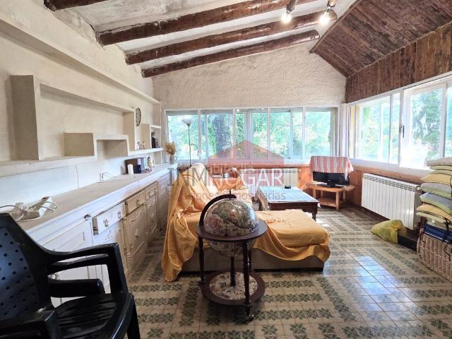 Casa en venta en Herradón de Pinares. CHALET EN VENTA EN LA CAÑADA. Casas Herradón de.
