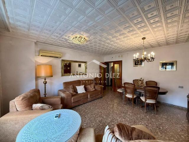 Casa en venta en Hondón de las Nieves. Casa en venta en Hondon De Las Nieves, 4 dormitorios. Casas Hondón de las.