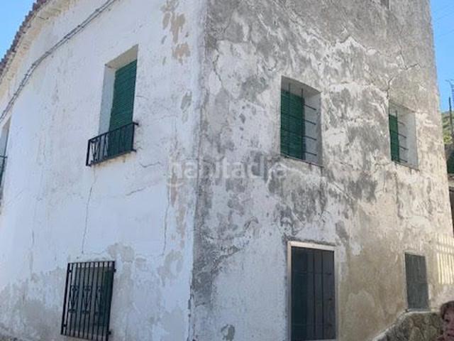 Casa en venta en Hontoba. VIVE A UN PASO DE GUADALAJARA Y ALCALÁ. Casas.