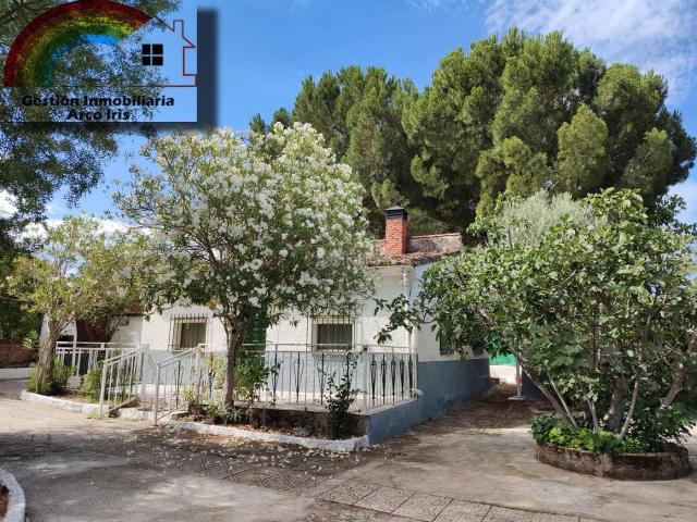 Casa en venta en Hormigos. Casas.