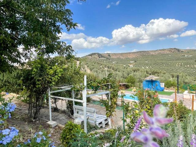 Casa en Venta en Iznájar