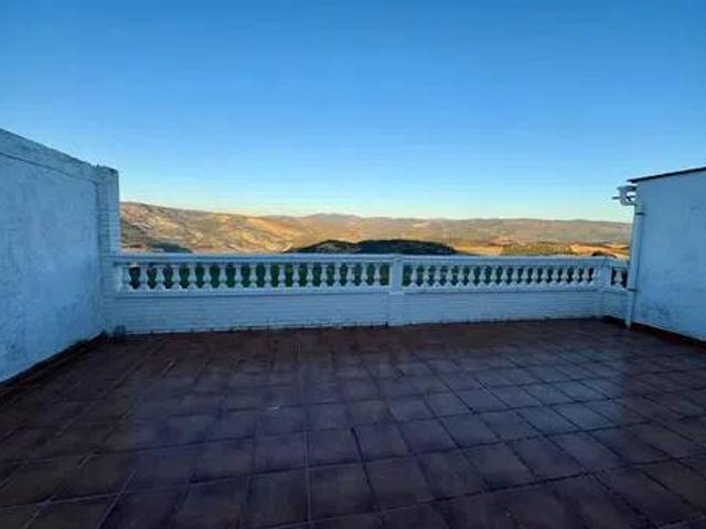 Casa en Venta en Iznájar