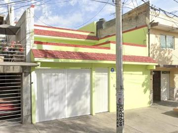 Casa en Venta en CONSTITUCION DE 1917 IZTAPALAPA