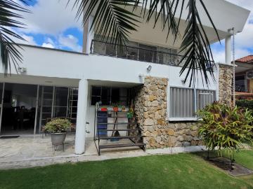 Casa En Venta En Ibague V122384