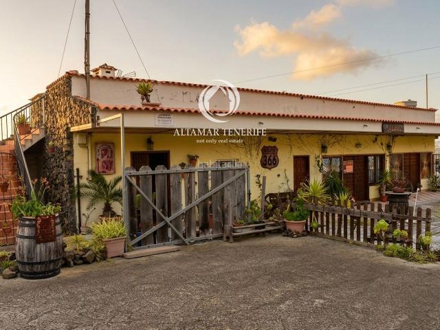 Casa en venta en Icod de los Vinos, Icod de los Vinos pueblo. Exclusiva finca con vistas al Atlántico en Icod de los Vinos. Casas Icod de los.