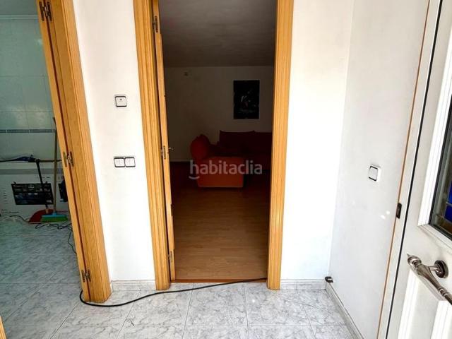 Casa en venta en Igualada, Llevant. VENTA CASA EN IGUALADA ZONA CENTRE 3 HABITACIONES, TERRASSA Y GARATGE. Casas.