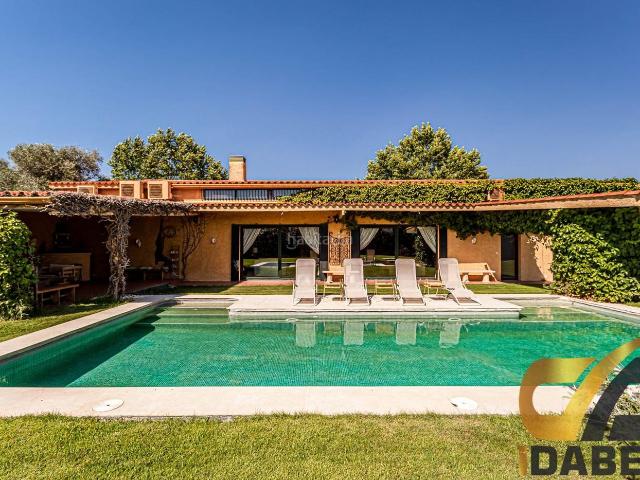 Casa en venta en Illescas, Parque Manuel de Vega Carretera de Ugena. Exclusiva casa de campo en Illescas. Casas.