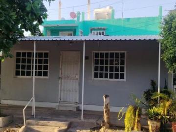CASA EN VENTA EN INFONAVIT PLAYAS