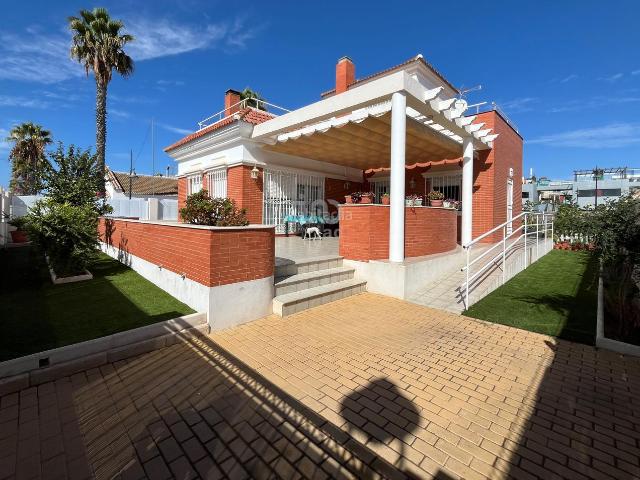 Casa en venta en Islantilla, Islantilla Costa. Casas.