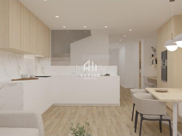 Casa en venta en Juneda. El Hogar Definitivo para tu Familia en Juneda! Gran Adosada de 228m, Jardín y Calidades Premium. Casas.