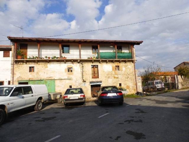 Casa en Venta en Junta de Traslaloma