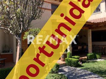 CASA EN VENTA EN JURICA