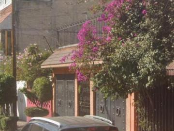 Casa en venta en Juventino Rosas, Iztacalco