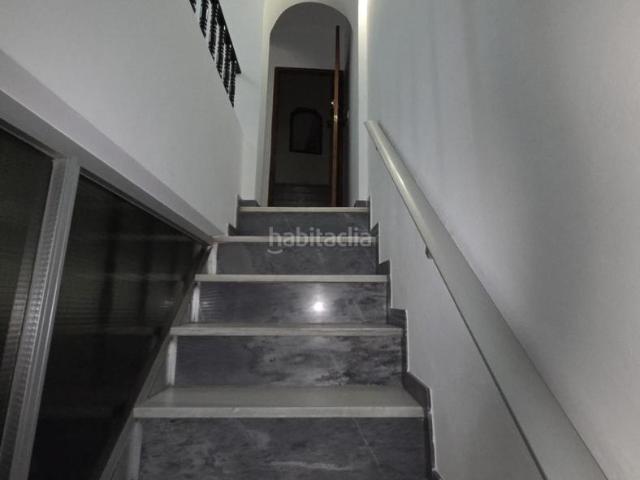 Casa en venta en Jaén, San Ildefonso Catedral. Amplia Casa en Venta en San Ildefonso, Jaén Ideal para Familias. Casas.