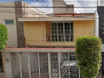 CASA EN VENTA EN JALISCO GUADALAJARA ISLA DESEADA JARDIN DE SAN JOSE
