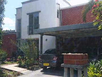 Casa En Venta En Jamundi En Verde Horizonte V114094