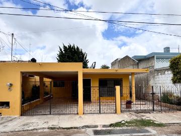 Casa en VENTA en Jardines de Miraflores