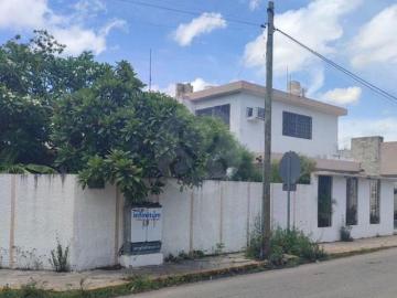Casa en venta en Jardines de Miraflores