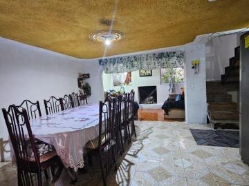 CASA EN VENTA EN JARDINES DE MORELOS, SECCIÓN BOSQUES, ECATEPEC DE MORELOS