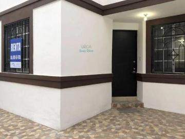 Casa en Venta en Jardines de Andalucía