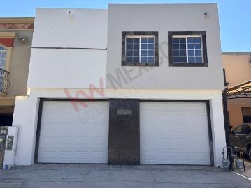 Casa en venta en jardines de aragon, ciudad juarez por francisco villarreal torres y 4 siglos
