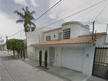 Casa en venta en Jardines de San Francisco, San Francisco del Rincón, Guanajuato