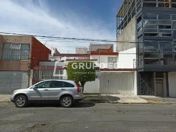 CASA EN VENTA EN JARDINES DE SAN MANUEL