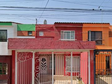 Casa en venta en Jardines del Nilo, Guadalajara, Jalisco