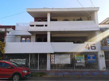 Casa en venta en Jardines Vista Hermosa, Colima