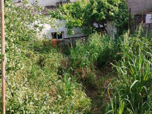 Casa en venta en Jerez de los Caballeros. Zona Mártires. Amplia, corral. Para reformar. Casas Jerez de los.