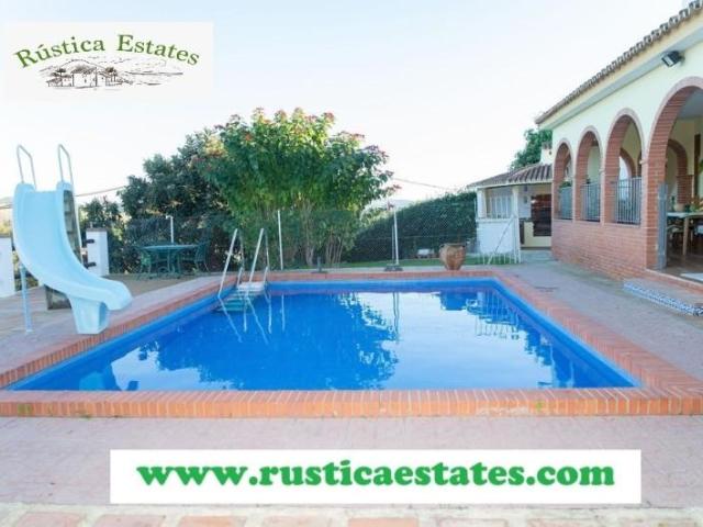 Casa en venta en Jimena de la Frontera