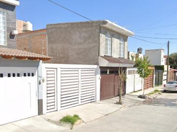 Casa en venta en José María Velasco, Lomas de Santa Anita, Aguascalientes RT