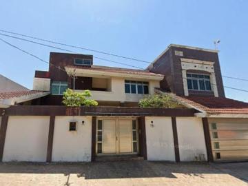 Casa en venta en José Pino Suárez en la Colonia Benito Juárez Norte en Coatzacoalcos, Veracruz