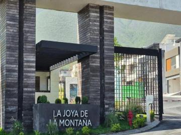 Casa en Venta en Joya de la Montaña