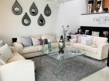CASA EN VENTA EN JOYAS DEL PEDREGAL!