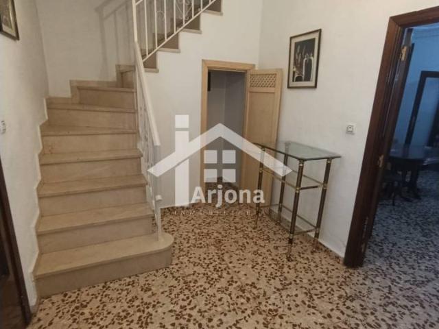 Casa en venta en Lucena