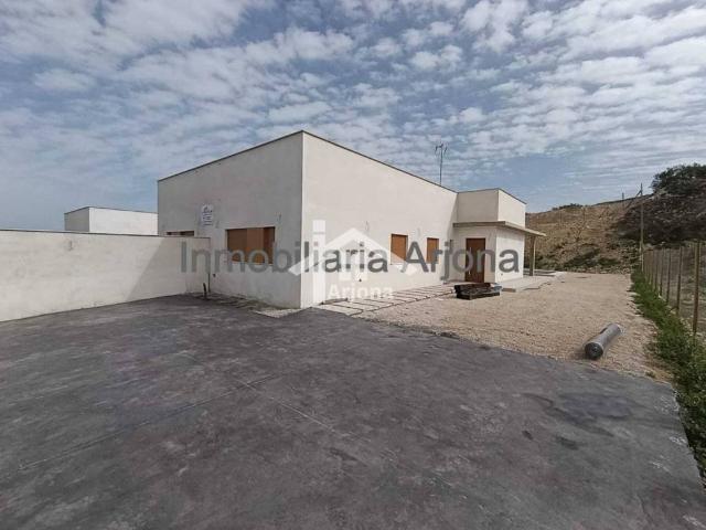 Casa en Venta en Lucena