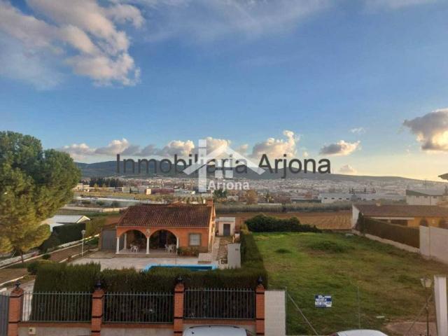 Casa en Venta en Lucena